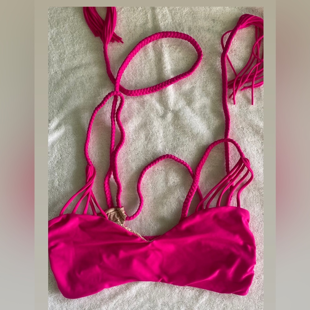 Acacia top